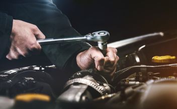 How auto repair shops can save money with AI