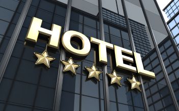 How Hotels can save money with AI