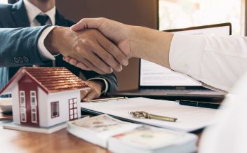 How Real Estate Agencies can save money with AI